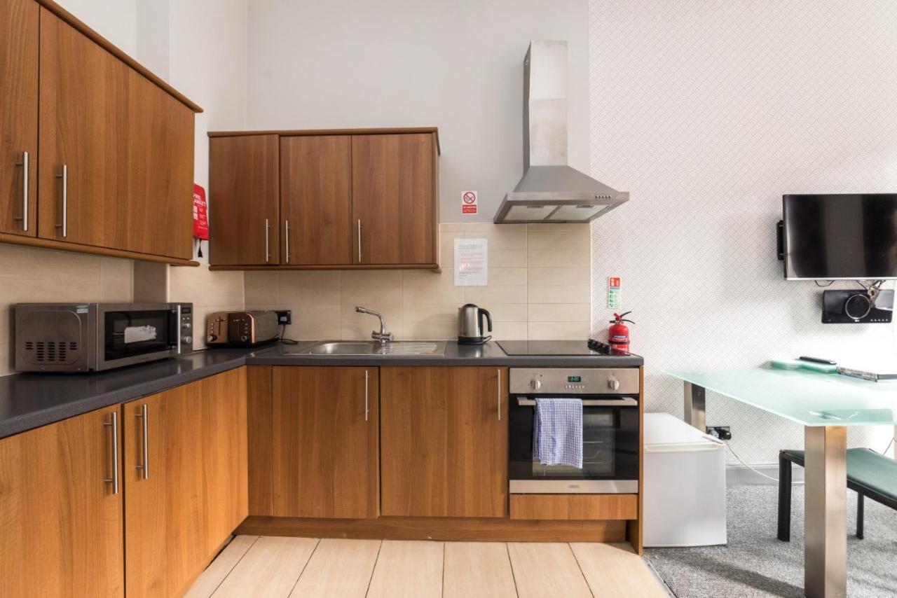 Unique 2 Bedroom Castle Suite Apartment - Near Edinburgh Castle & Royal Mile ภายนอก รูปภาพ